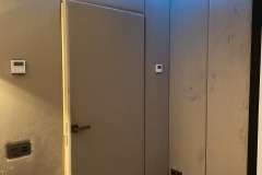 d28